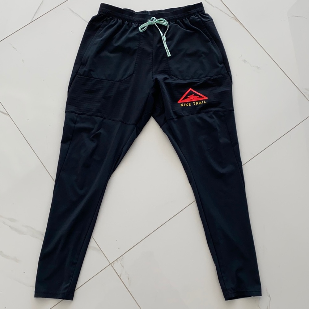 COPY - Nike running sizeM dri fit trail .great condition